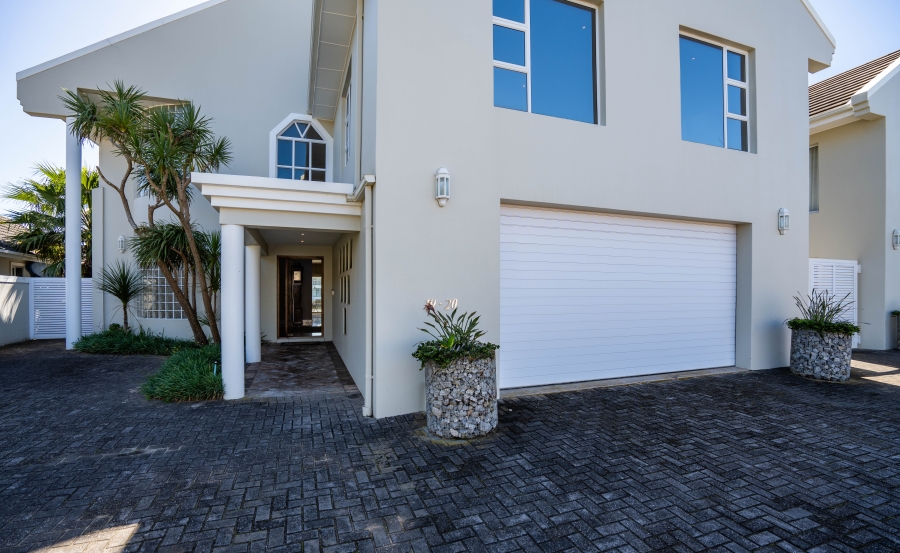 7 Bedroom Property for Sale in Royal Alfred Marina Eastern Cape
